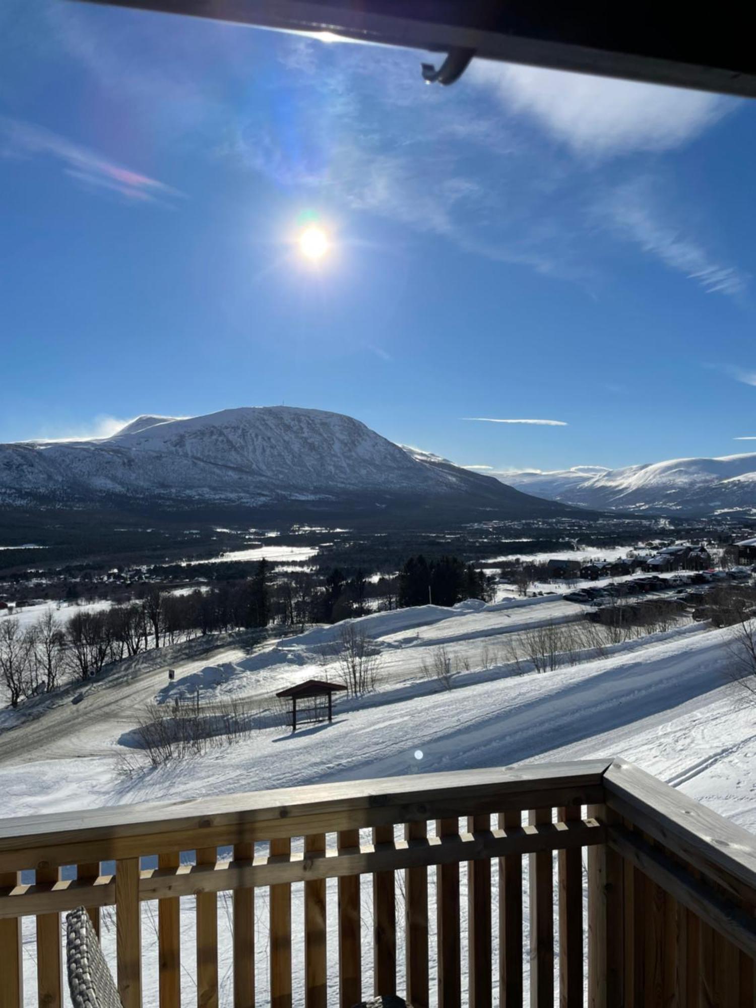 Privat Apartment With Beautiful View And Two Bedrooms Опдал Екстериор снимка